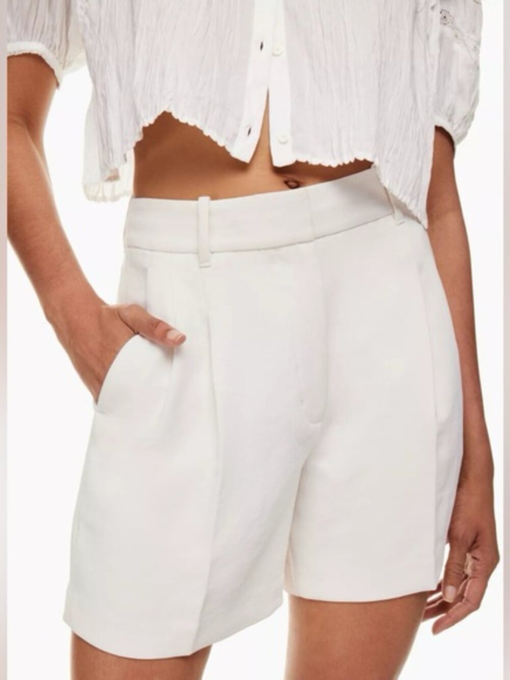 Wilfred Aritzia White 5” Linen Pleated Front Shorts Size 12
